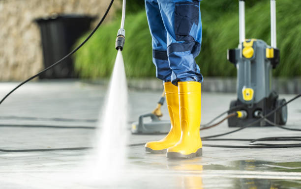 Best Concrete Pressure Washing  in Plymouth, WI